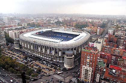 El nuevo Bernabéu techado al 100%