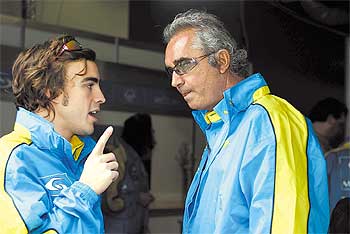 Alonso y Briatore,  a Ferrari en 2007
