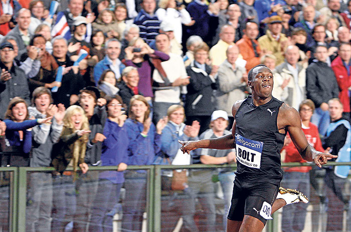 Bolt hizo la cuarta marca de la historia en los 200