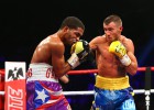 Lomachenko muestra escuela y Santa Cruz ganó sin brillo