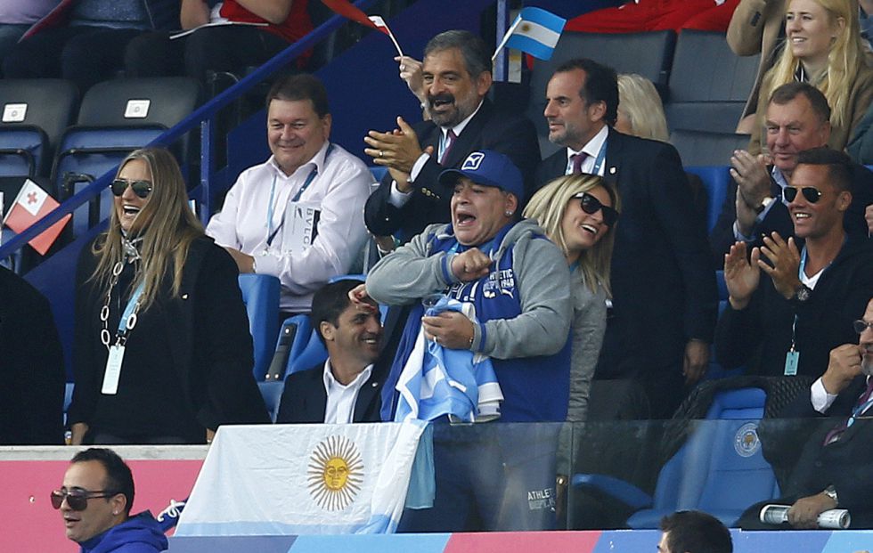 Mundial de Rugby: Maradona asiste al Argentina-Tonga del Mundial de rugby -  AS.com
