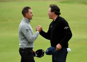 Stenson and Mickelson set up final day duel for British Open