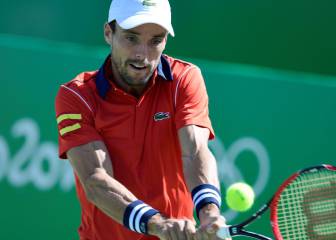 Bautista, firme y liberado, ya pisa los cuartos de final