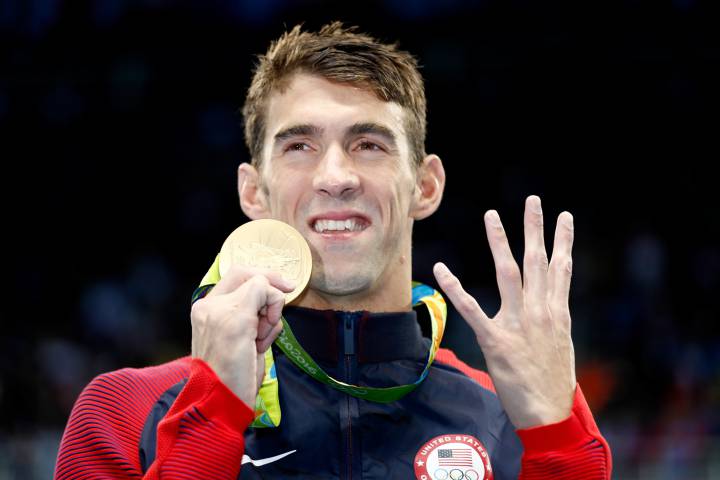 Phelps suma y sigue y Lochte se queda sin medalla