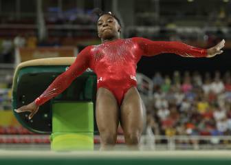 Tercera medalla de oro para Simone Biles en la final de salto
