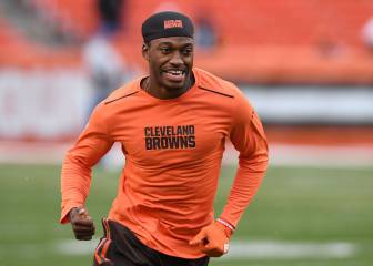 Los QBs de los Browns no están seguros ni en el parking