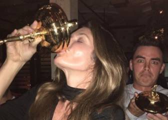 Supermodel takes Ryder sips