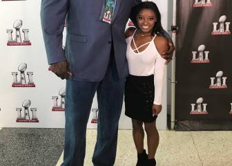 ¿Qué estrella NBA posó junto a Simone Biles en la Super Bowl?