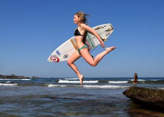 Divertida sesión de fotos de Maria Petersson en Biarritz