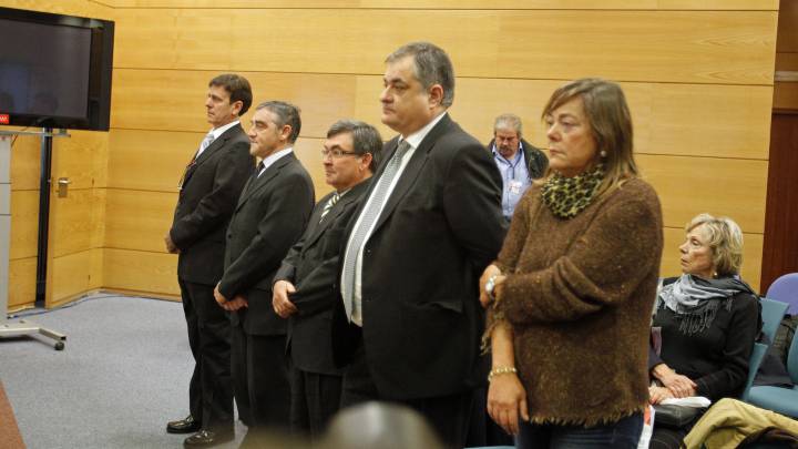 Eufemiano Fuentes, José Ignacio Labarta, Vicente Belda, Manolo Saiz y Yolanda Fuentes, en el juicio de la Operación Puerto.