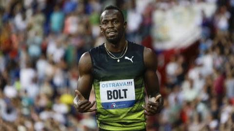 Bolt sigue su fiesta con 10.06 en 100; Van Niekerk, récord de 300