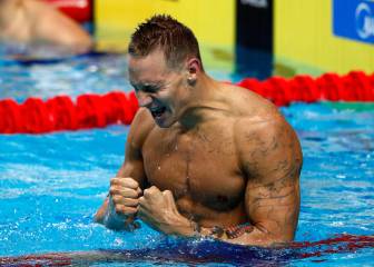 Dressel gana tres oros en un día, lleva seis y se acerca a Phelps