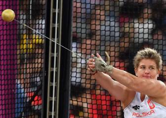 Wlodarczyk ganó en martillo incluso sin hacerlo bien