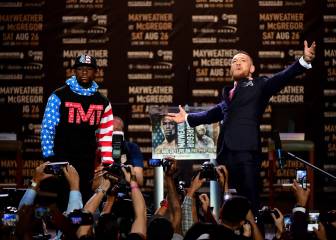 Mayweather y McGregor usarán guantes más pequeños