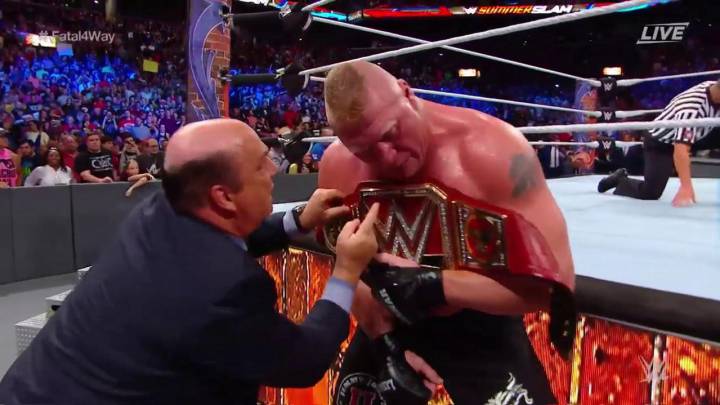 Brock Lesnar retiene su cinturón en Summerslam.