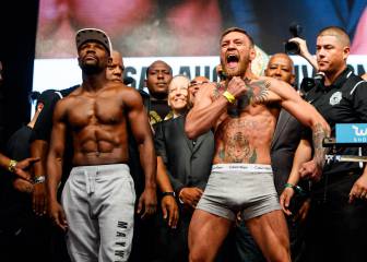 Conor McGregor noqueó a Mayweather en el pesaje