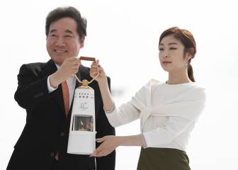 La llama olímpica llega a Corea para los Juegos de Pyeongchang