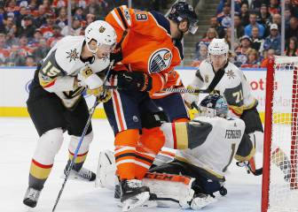 La profesión más peligrosa: portero de los Golden Knights