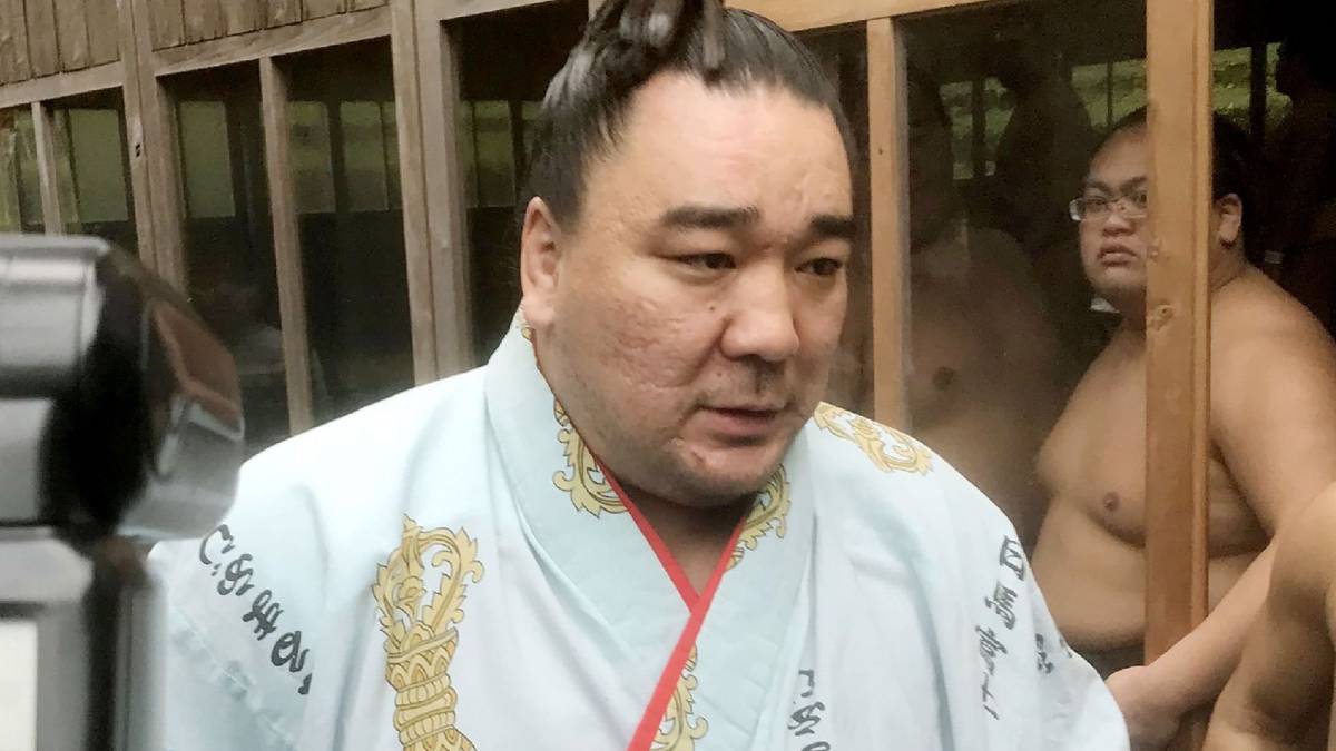 Se retira el campeón de sumo que agredió a otro luchador - AS.com