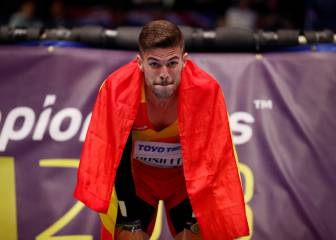Óscar Husillos disqualified after winning 400m world gold