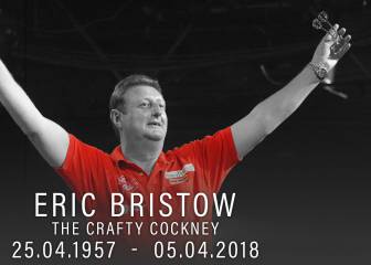 Ex-world darts champion 'Crafty Cockney' Bristow dies, aged 60