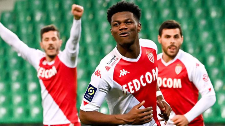 Candidato para reforzar a Casemiro, ilustres en busca de equipo, campeones de futuro, tercero para Sainz y Badosa avanza en Miami