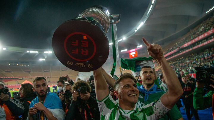 El Betis se lleva la Copa, en juego la Champions y la salvación, este sí es Carlos Sainz, a Márquez le toca remontar y Alcaraz y Carreño, desenlace con suspense