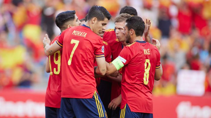 España ya es líder, cuentas pendientes entre Madrid y Barça, Ferrari se autodestruye y Landa apuesta por La Vuelta