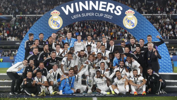 El Madrid conquista la Supercopa, Benzema impresiona, presentación multitudinaria de Isco, Marcos Alonso es inminente y Giannis amenaza