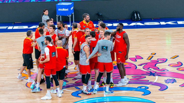 Arranca el Eurobasket, 'La Familia' se estrena, cierra el mercado, dos favoritos caen y Haaland lo vuelve a hacer