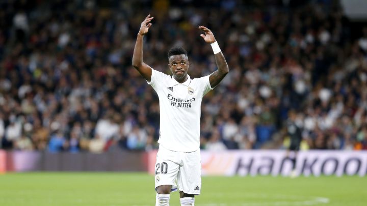 Vinicius renueva, problemas para Barça y Atleti, Lewis habla con AS, frenazo contra Scariolo y el Tour es presentado