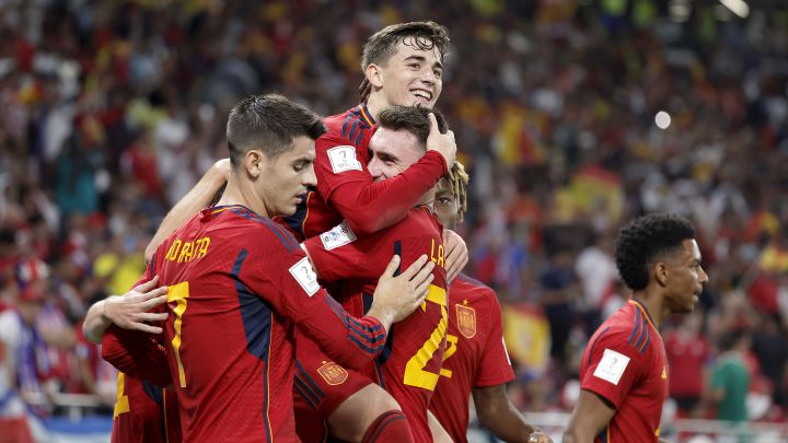 España arrasa, Alemania tropieza, arrancan tres grandes en Qatar y España cae en la Davis