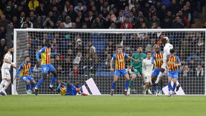 Victoria del Madrid y lesiones de Militao y Benzema, una patada muy inoportuna, Thuram como objetivo persistente y contratiempo para Mbappé