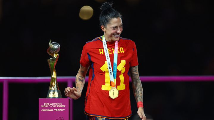 Jenni deja caer a Rubiales, Modric reclama su sitio, Lamine jugará con España, Nace el Maillot solidario, Amaya Valdemoro entra en el Hall Of Fame de la FIBA
