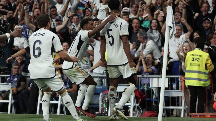 Un Madrid que avasalla, dominio español en el 'The Best', hoy se despejan las dudas de la lista, PRISA celebra la gran fiesta del motor y Evenepoel gana la etapa y el Jumbo arropa a Kuss