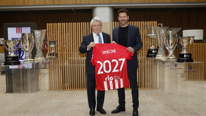 Simeone se queda, Valverde renueva, victorias en Europa League, el Madrid exhibe arsenal y Billie Jean King pasa por AS