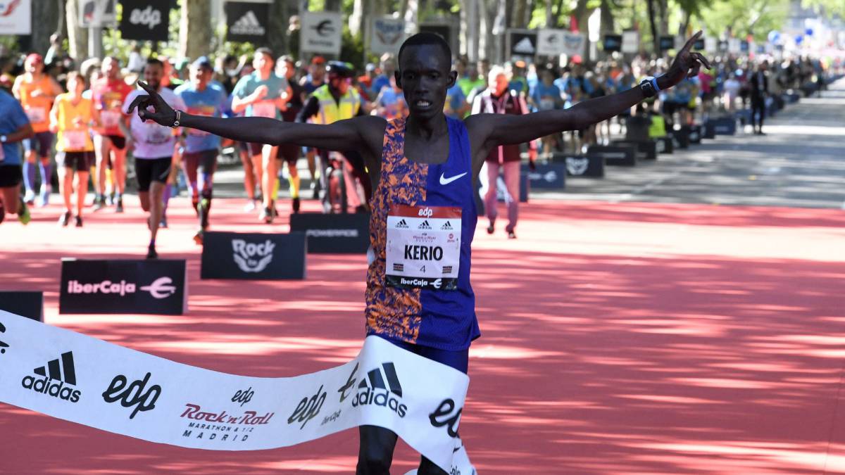 Escrupuloso Racionalización Elemental Kerio e Insermu baten récords en el Maratón de Madrid - AS.com