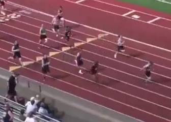 Tiene a Estados Unidos patas arriba: 4x100 y le dan el relevo sexto y a 10m del rival...