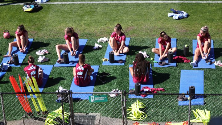 La Roja femenina, a emular la hazaña de la Selección en 2010