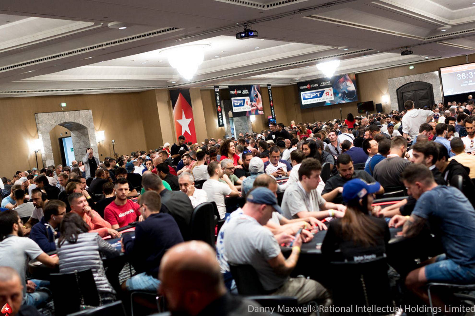 full house poker club