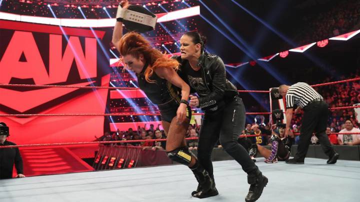 Shayna Baszler apunta a Becky Lynch para WrestleMania 36 -