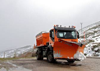 Rescatan ilesos a dos montañeros perdidos en la nevada de Cotos