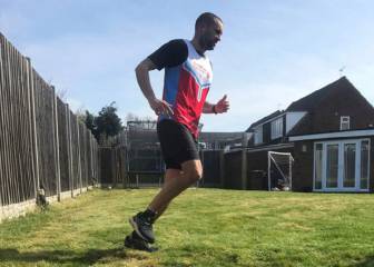 Un atleta completa un maratón en su casa en la lucha contra el cáncer