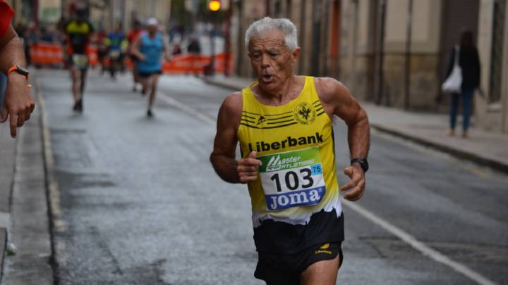 El atleta toledano Juan López, durante una carrera.