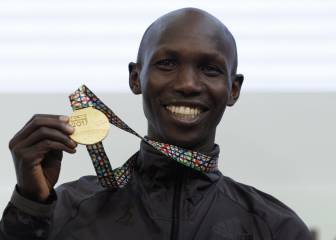 Kipsang: récord en la maratón, suspendido por dopaje y ahora detenido por beber en un bar