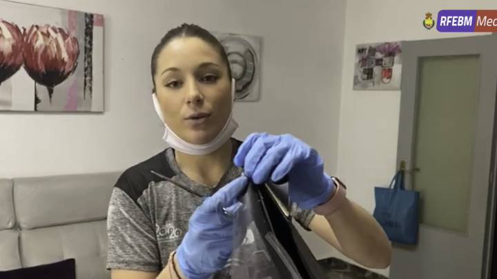 Sole Lpez, la 'guerrera' que aprovecha el confinamiento para fabricar pantallas