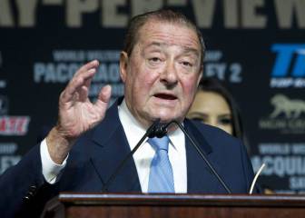 Arum dice que realizará una velada de boxeo en verano