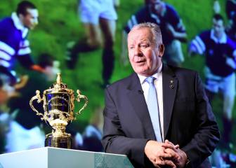 Bill Beaumont dirigirá el rugby mundial cuatro años más