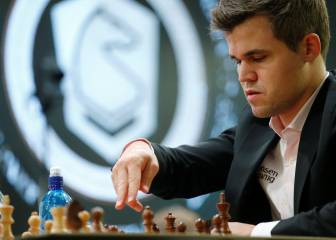 Carlsen remonta ante Ding y se mete en la final de su torneo