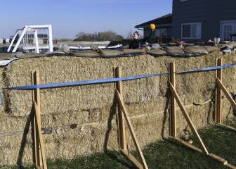 Waterpolo en el jardín de casa